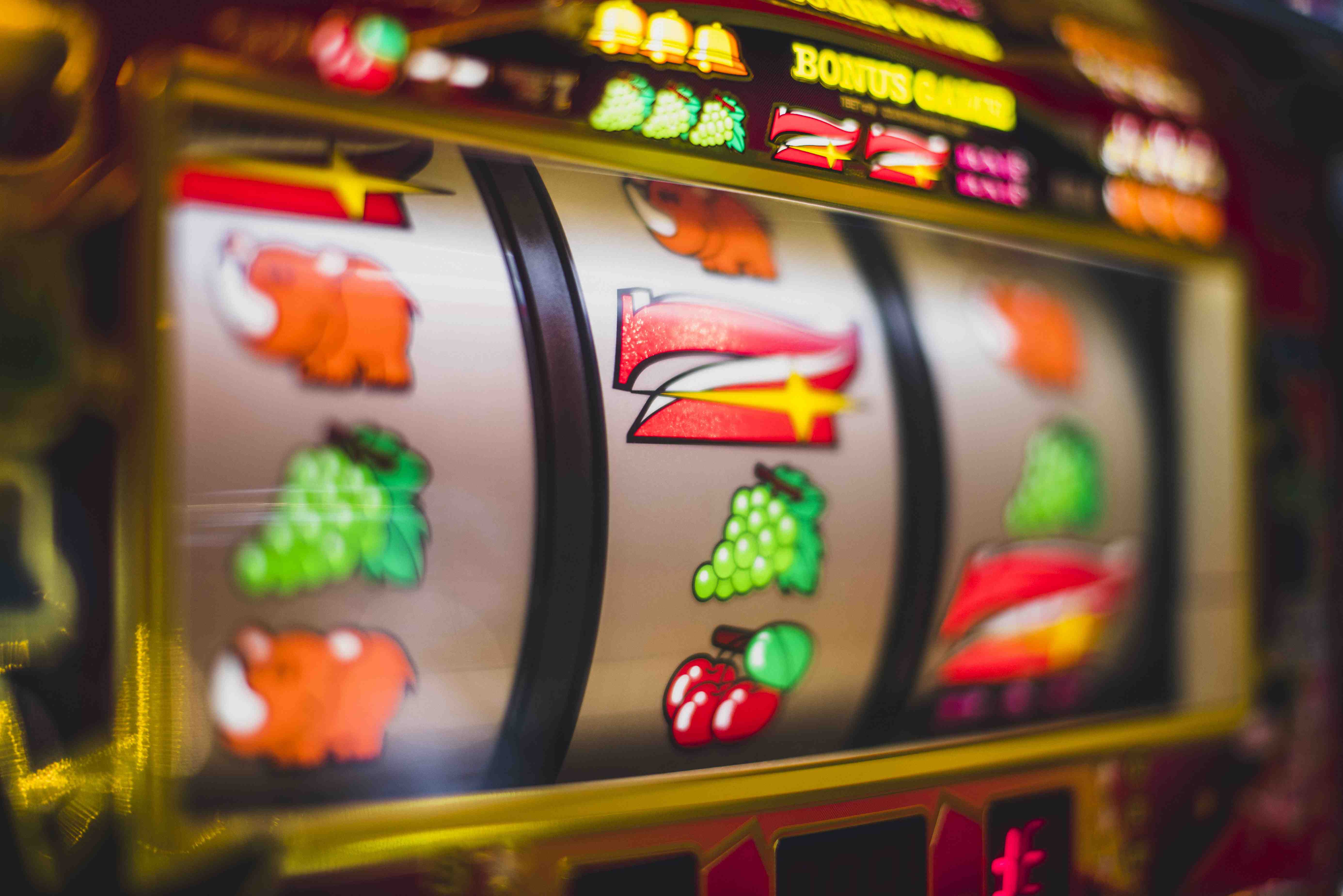 mpo403 tips bermain slot online strategi memilih game dan mengelola anggaran pemain Indonesia